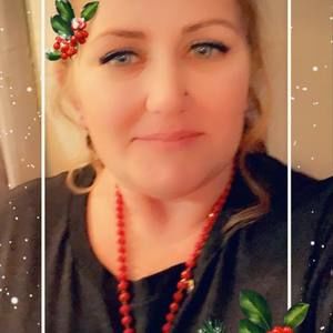 Meet your Posher, Carmen